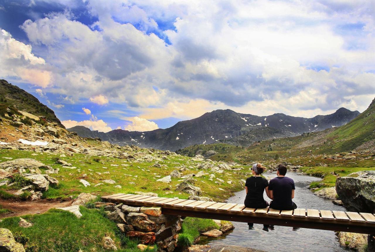 R Valle De Incles-Grandvalira Free Parking Canillo Bagian luar foto