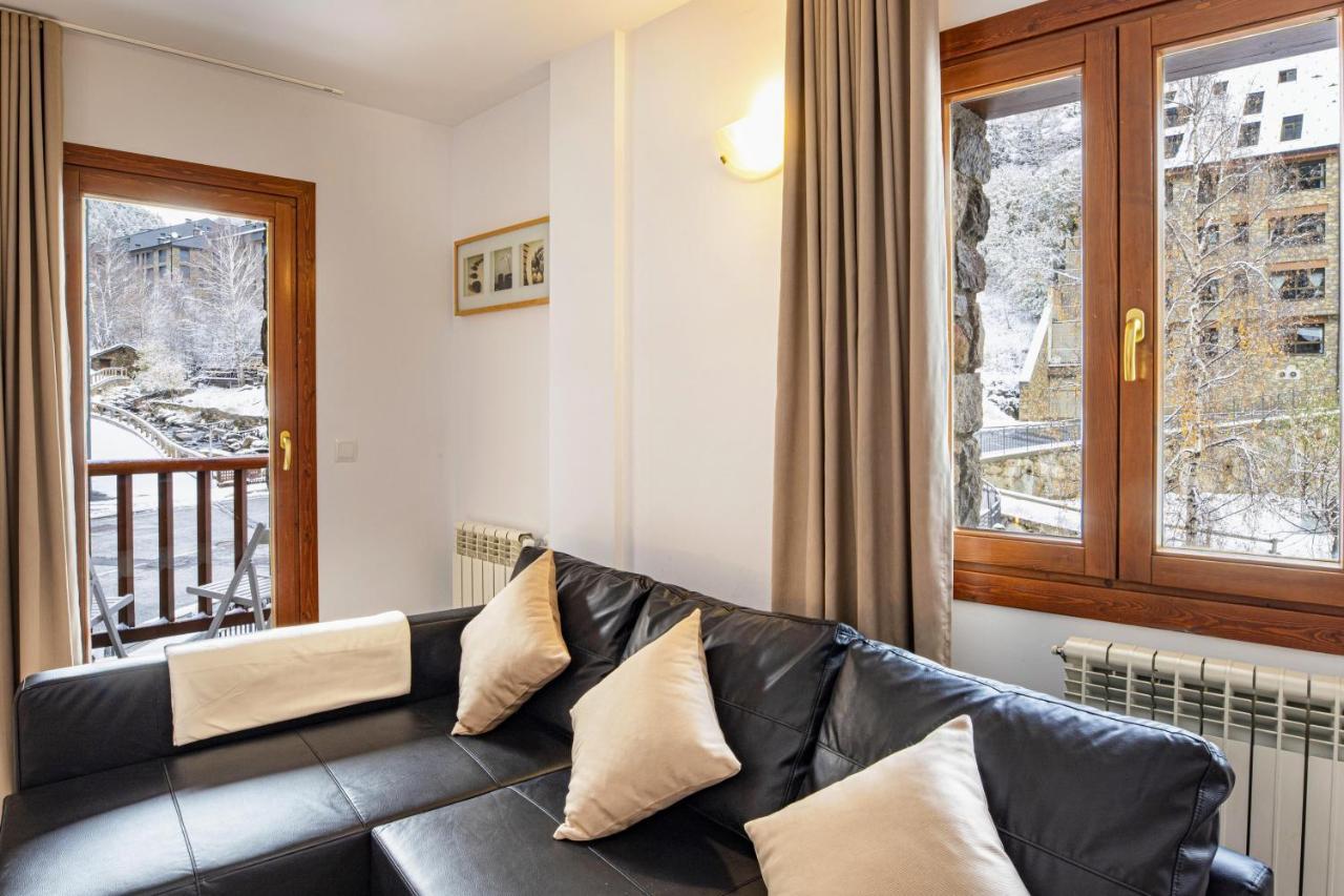 R Valle De Incles-Grandvalira Free Parking Canillo Bagian luar foto
